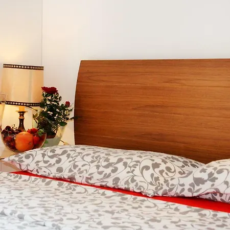 Santacroce Apartment *